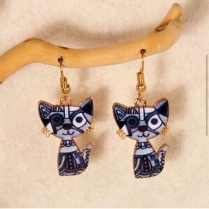 Cat-Themed Color-block Dangling Earrings with Gold Accent